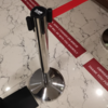 Poste Inox com Cinta Vermelha Extensível Gestor de Filas